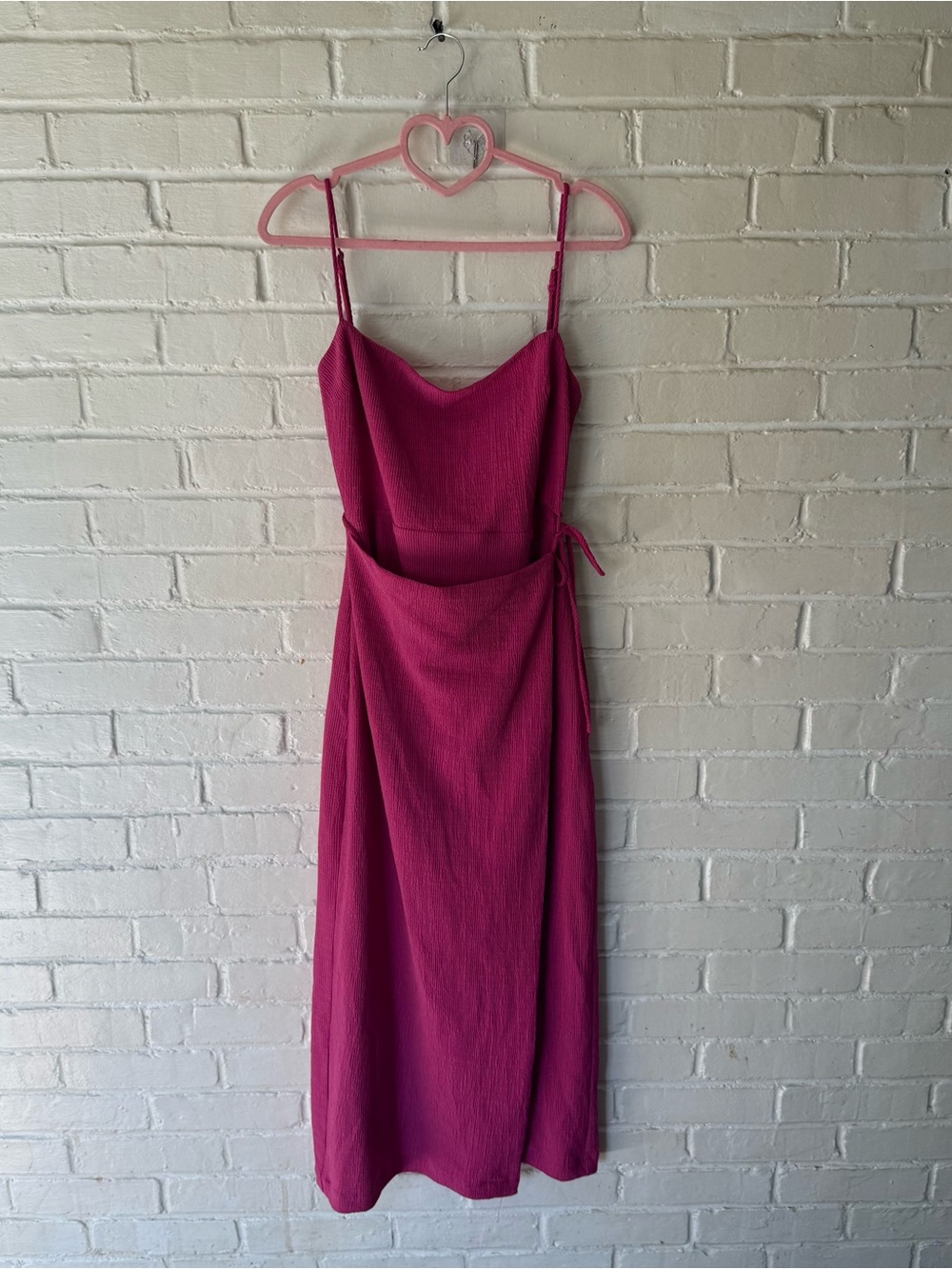 ASTR Dress - Picture 2 of 3